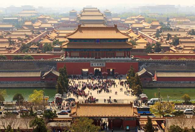 Beijing becomes the new capital of the Ming Dynasty