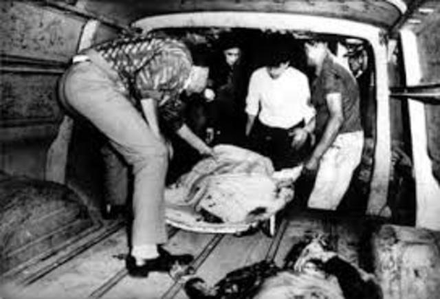 Masacre de Barrios Altos por el Grupo Colina