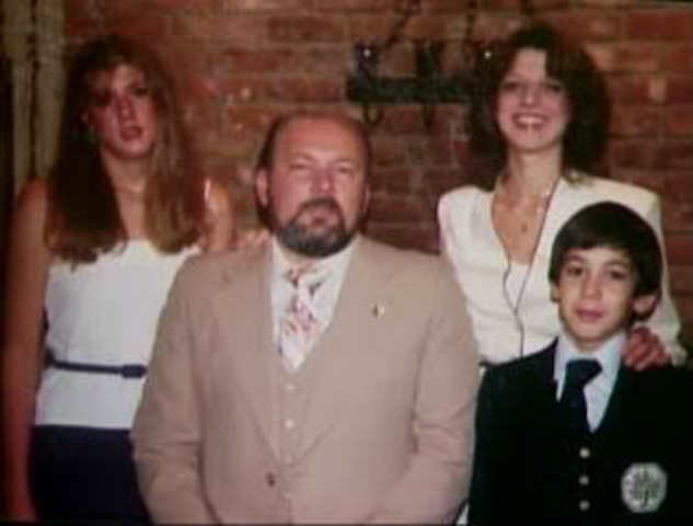 Kuklinski's son Dwayne is born