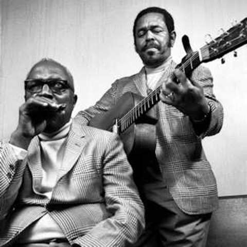 Sonny Terry & Brownie McGhee - " Cornbread, Peas And Black Molasses"