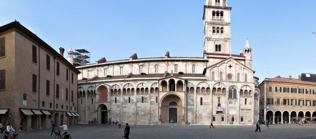 Universidad de Modena