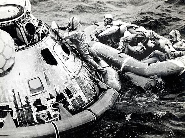 The Astronauts's Wife