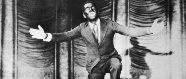 The Jazz Singer debuts