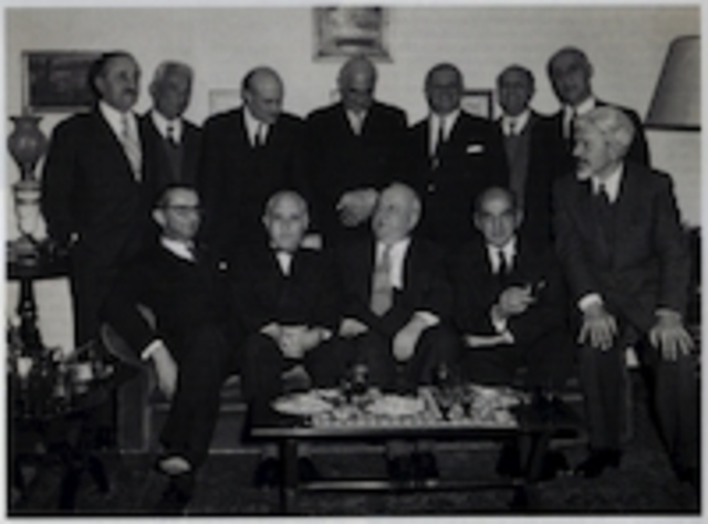 ΓΕΝΙΑ ΤΟΥ 30