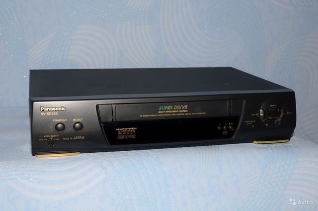 Бытовой видеомагнитофон