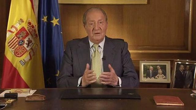 El Rey don Juan Carlos I anuncia que abdicará