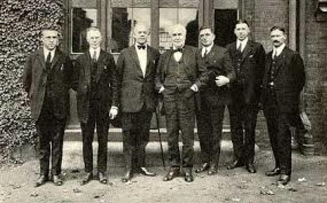 Thomas Edison First Invention