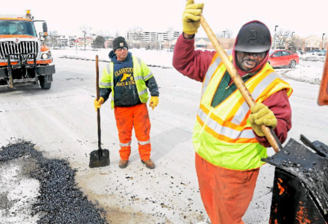 Gov. Snyder signs road deal