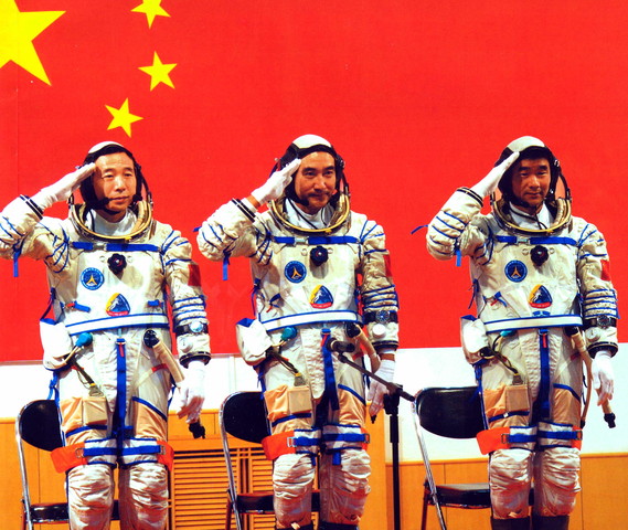 First Chinese Space Walk