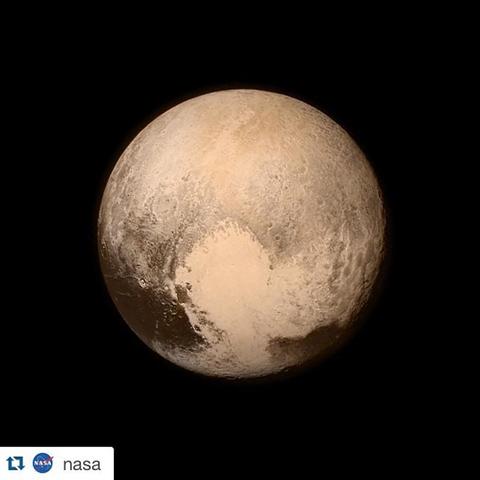 New Horizons Reaches Pluto