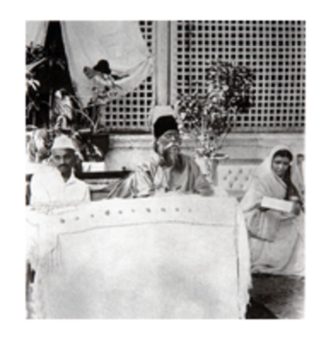 The Gandhi Era of the Indian Independence Movement Begins with the Non-Cooperation Movement