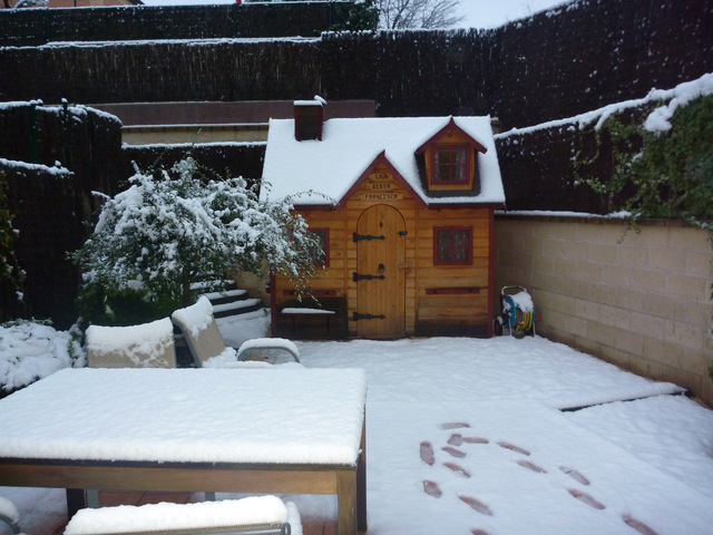 Primera vez que veo nevar en Santa Perpètua.