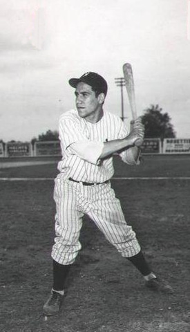 berra signs with yankees.