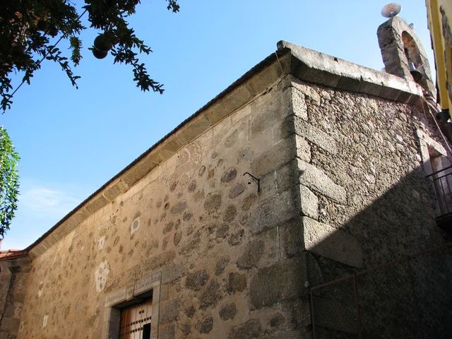 Cabrero: Iglesia Parroquial de San Miguel.