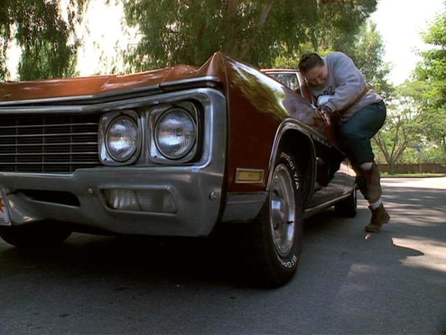 Trunchbull leaves from the town