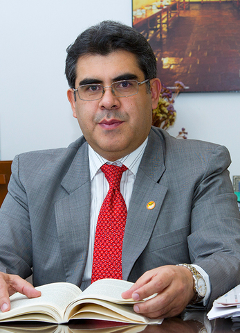 CONSEJO SUPERIOR DESIGNA A CÉSAR MONTAÑO COMO NUEVO RECTOR