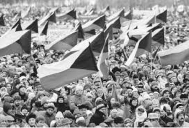 Communist leaders elected in Poland and Hungary