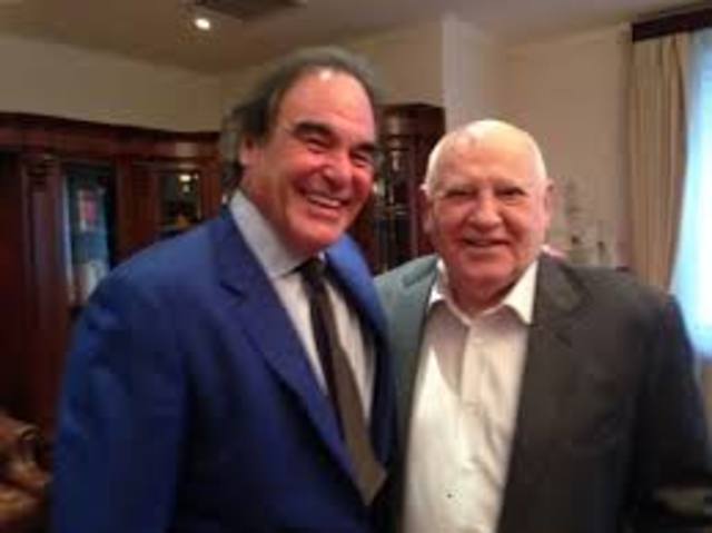 Warsaw pact is dissolved, and end of war is acnoledged