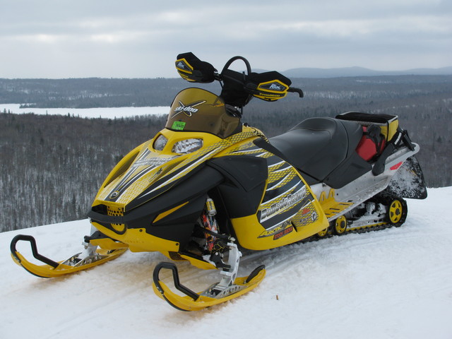 snowmobile ski-doo 800
