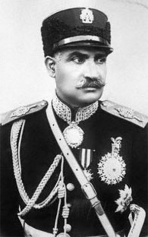 Reza Shah loses power after collapse of the qajar dynasty