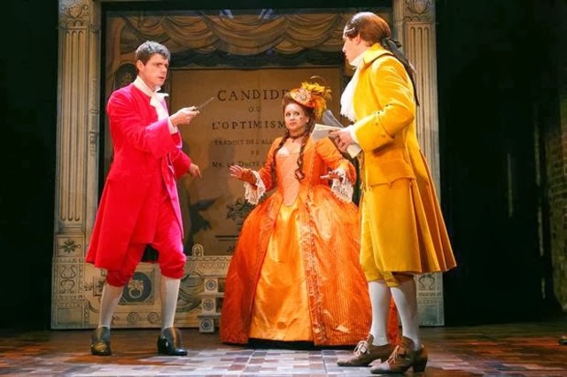 Candide wants to marry Cunégonde