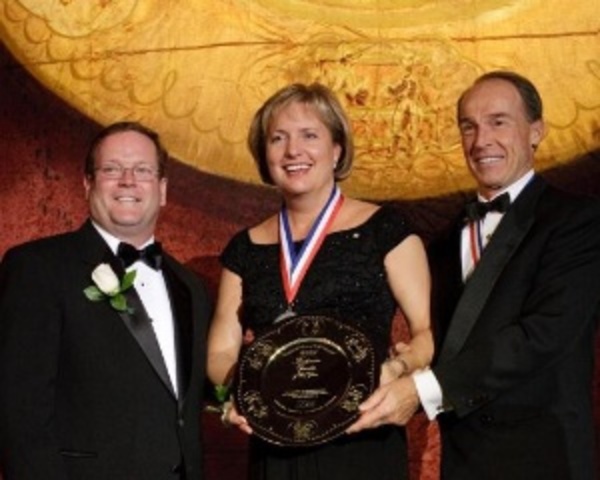 Sally Smith is named IFMA gold plate award winner.