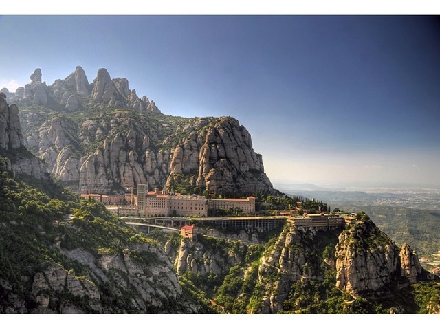Saqueig de Montserrat	  a Catalunya