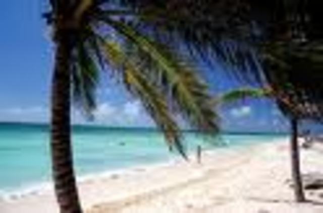 visito por primera vez la playa de cuba