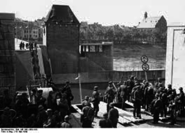 Hitler invasion of the netherlands