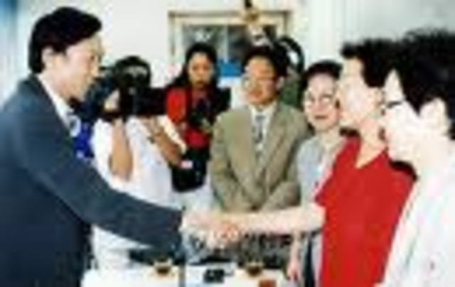 apology was made by Prime Minister Tomiichi Murayama