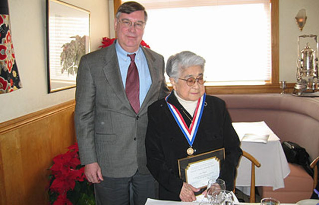 revcieves the Edward J. Herlihy Citizenship Award.