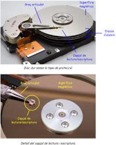 Disc dur del tamany d'un refrigedor