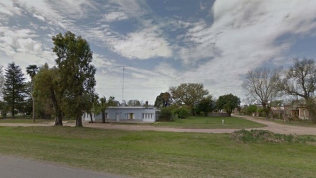 Buscan casa por casa y paran a todos los autos