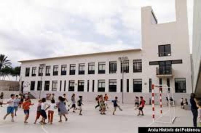 Olga and Sara strart going to Vila Olímpca school