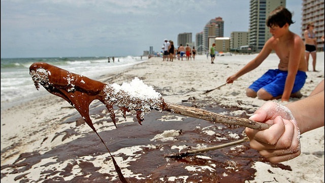 US government says the oil spill is officially the biggest leak ever, with 4.9 million barrels of oil leaked.