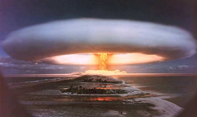 Explotion hydrogen bomb