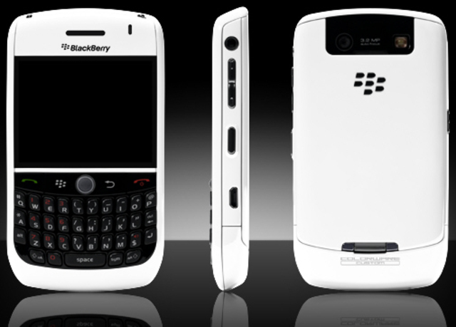BlackBerry 8900