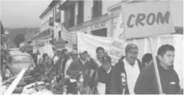 Se funda la CROM