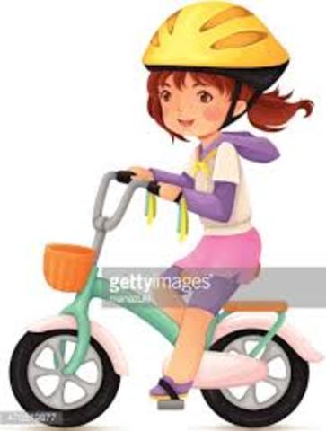 learnd to ride my bike without training wheels