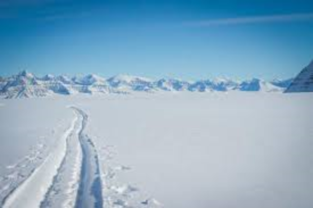 Roland Amundsen reach the South Pole