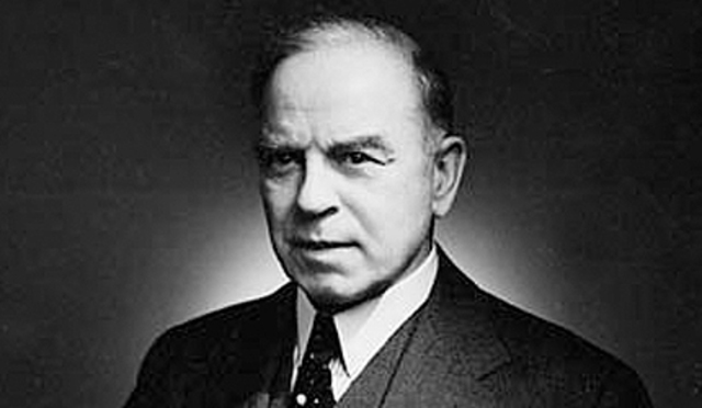 Mackenzie King and the Liberals win federal election.