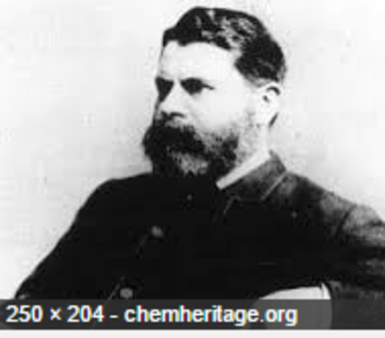 Davis, el primero en considerar los procesos como pequeñas operaciones