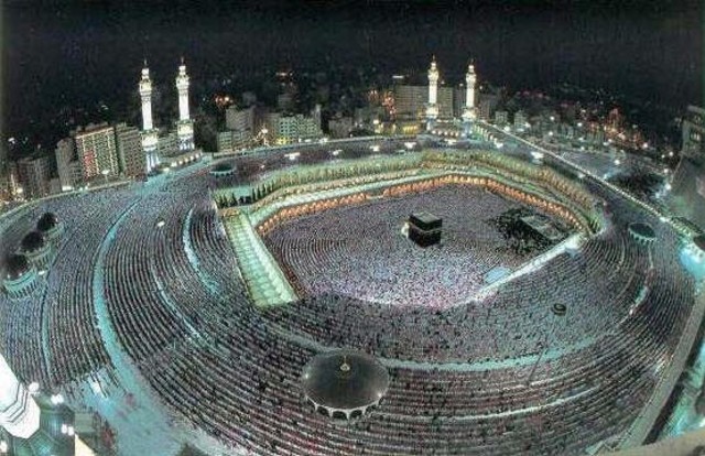 Mekka erobret - Kabaen bliver indviet som muslimsk kultsted