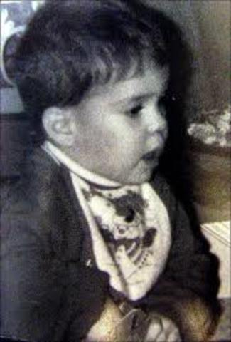 Michael Phelps is born