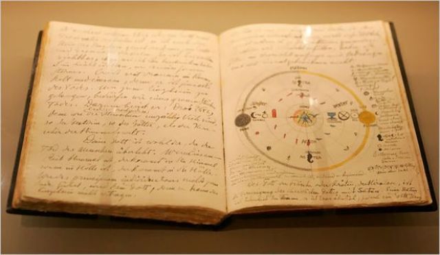 Se inscribe en El Libro Rosso