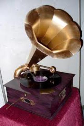 motorized gramophone