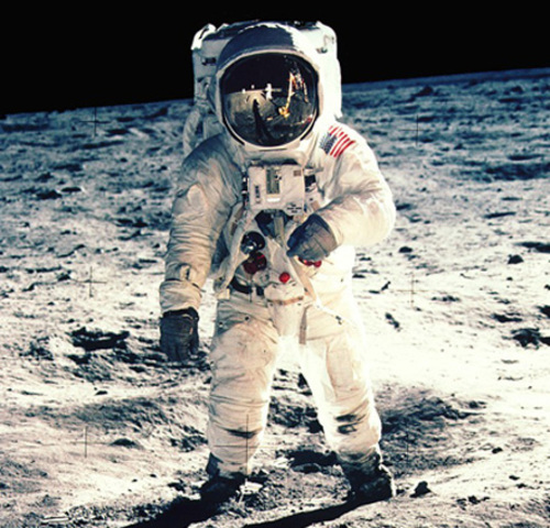 PRIMER VIATGE A LA LLUNA