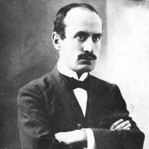 Mussolini as a techer