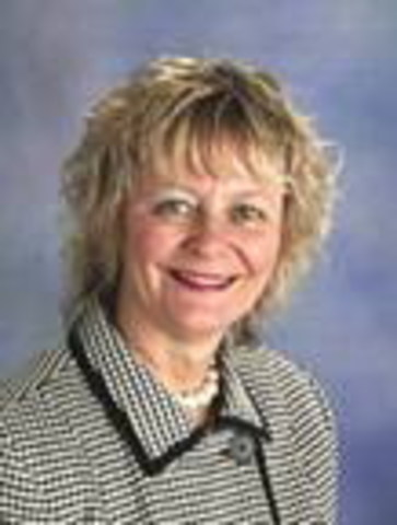 mme Holob commemcé en 2008