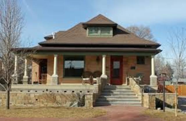 Richard attended Gross Medical College in Denver